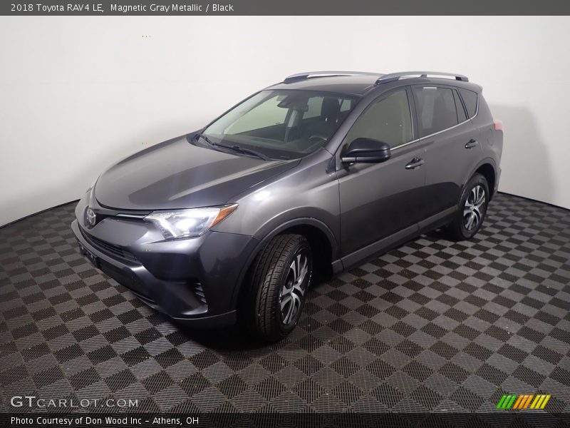 Magnetic Gray Metallic / Black 2018 Toyota RAV4 LE