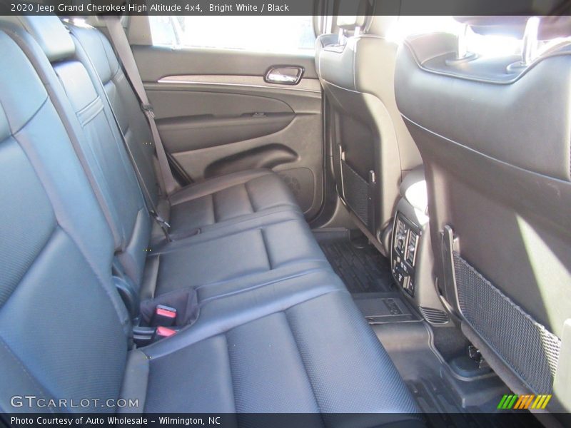 Bright White / Black 2020 Jeep Grand Cherokee High Altitude 4x4