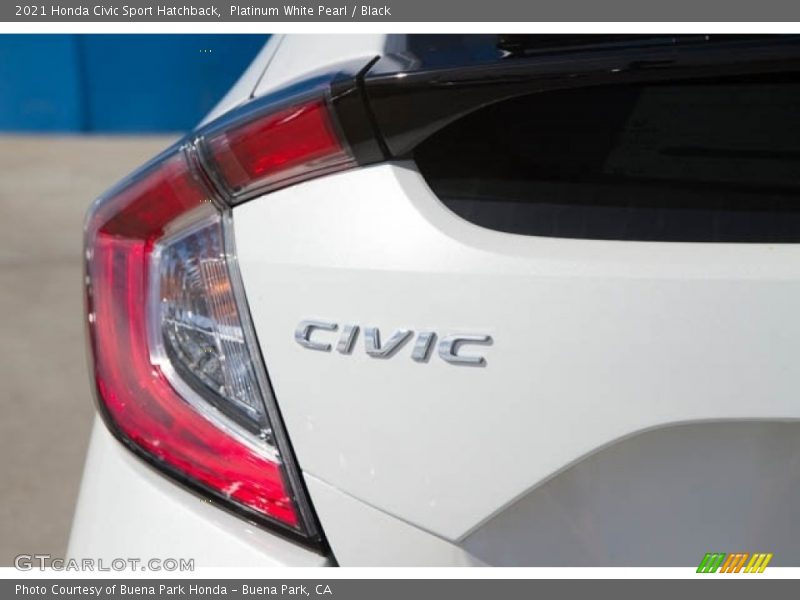 Platinum White Pearl / Black 2021 Honda Civic Sport Hatchback