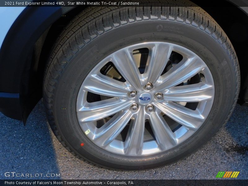 Star White Metallic Tri-Coat / Sandstone 2021 Ford Explorer Limited 4WD