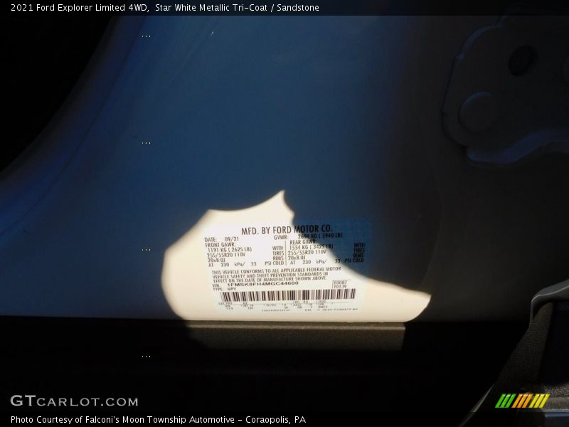 Star White Metallic Tri-Coat / Sandstone 2021 Ford Explorer Limited 4WD