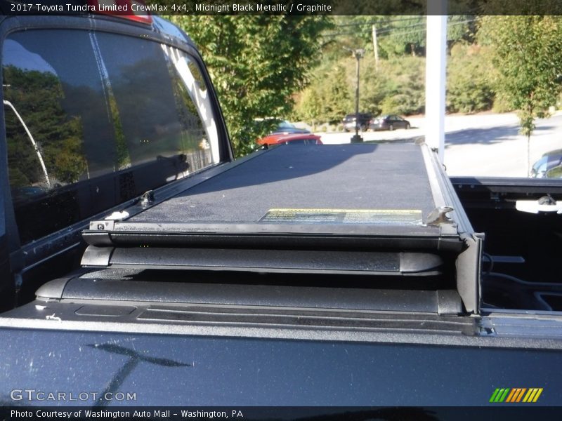 Midnight Black Metallic / Graphite 2017 Toyota Tundra Limited CrewMax 4x4