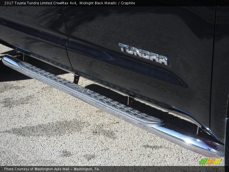 Midnight Black Metallic / Graphite 2017 Toyota Tundra Limited CrewMax 4x4