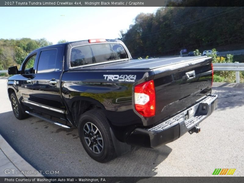 Midnight Black Metallic / Graphite 2017 Toyota Tundra Limited CrewMax 4x4