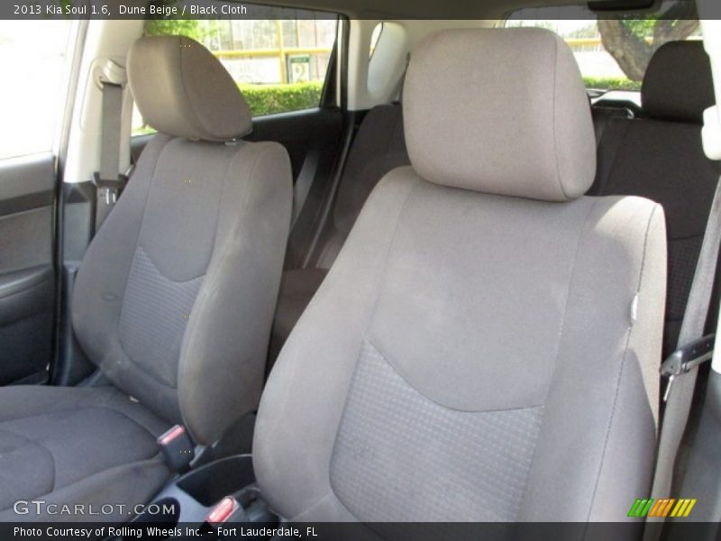 Dune Beige / Black Cloth 2013 Kia Soul 1.6