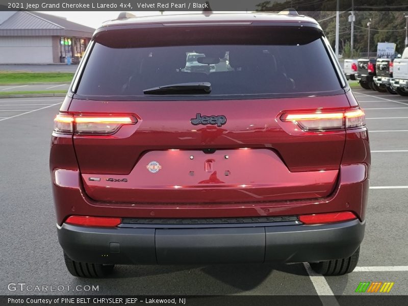 Velvet Red Pearl / Black 2021 Jeep Grand Cherokee L Laredo 4x4