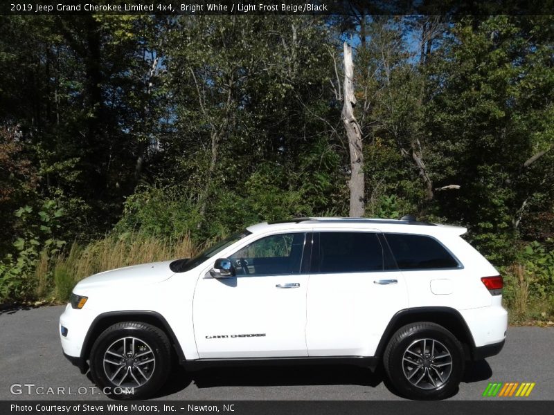 Bright White / Light Frost Beige/Black 2019 Jeep Grand Cherokee Limited 4x4