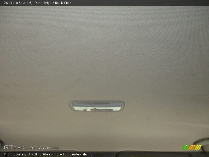 Dune Beige / Black Cloth 2013 Kia Soul 1.6