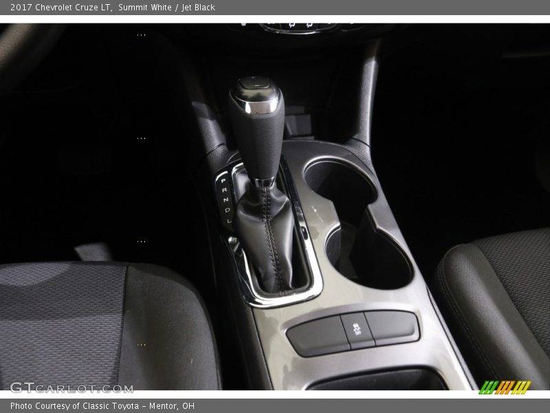Summit White / Jet Black 2017 Chevrolet Cruze LT