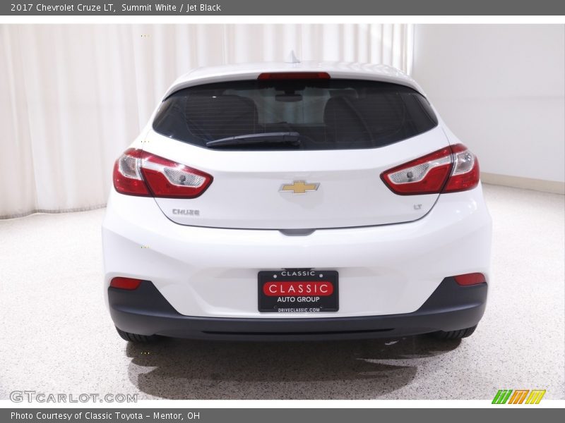 Summit White / Jet Black 2017 Chevrolet Cruze LT
