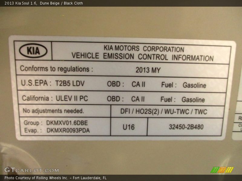 Dune Beige / Black Cloth 2013 Kia Soul 1.6