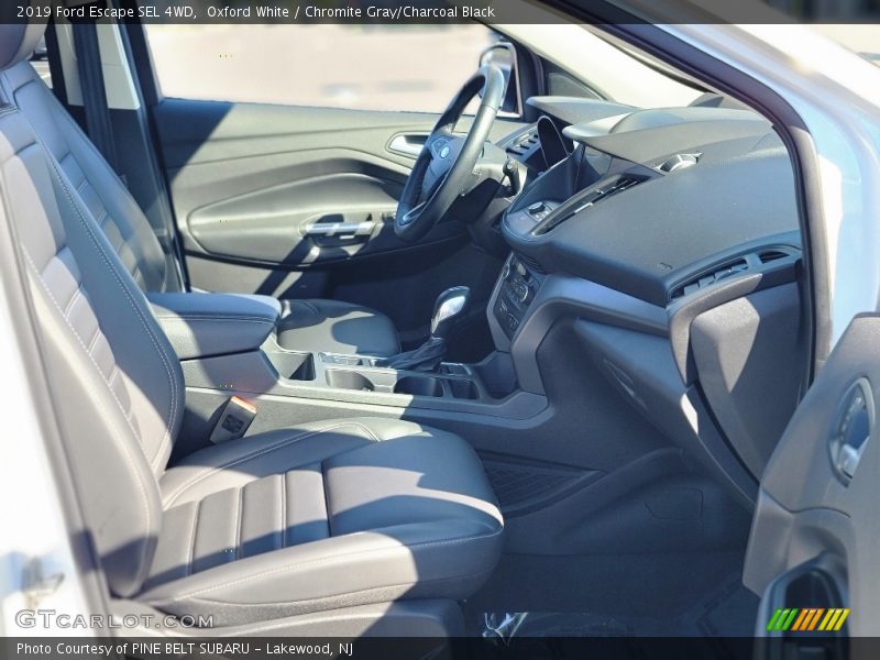Oxford White / Chromite Gray/Charcoal Black 2019 Ford Escape SEL 4WD