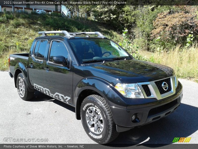 Front 3/4 View of 2021 Frontier Pro-4X Crew Cab 4x4