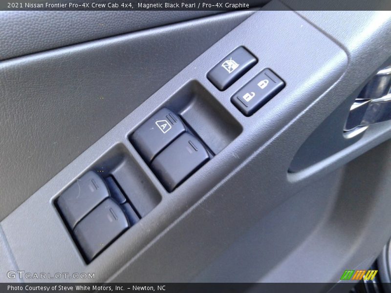 Magnetic Black Pearl / Pro-4X Graphite 2021 Nissan Frontier Pro-4X Crew Cab 4x4