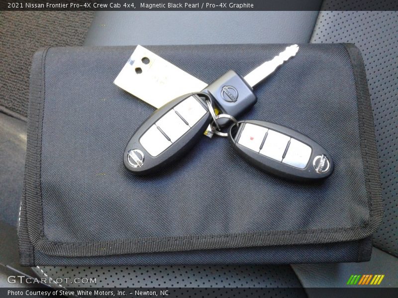 Keys of 2021 Frontier Pro-4X Crew Cab 4x4
