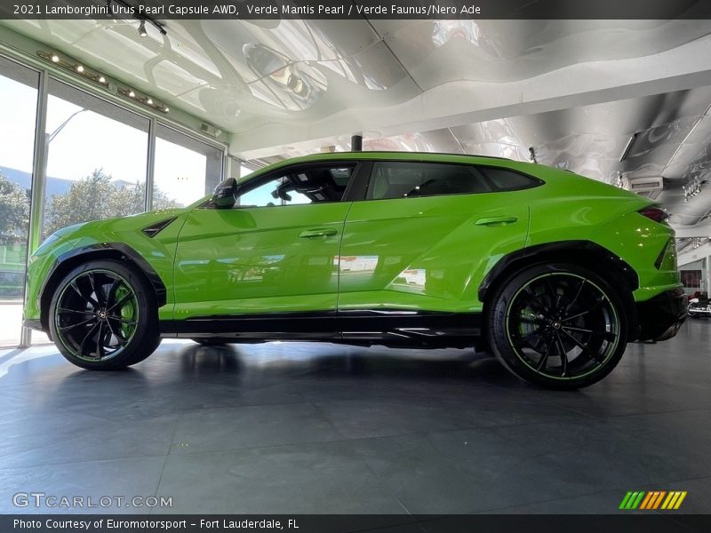  2021 Urus Pearl Capsule AWD Verde Mantis Pearl