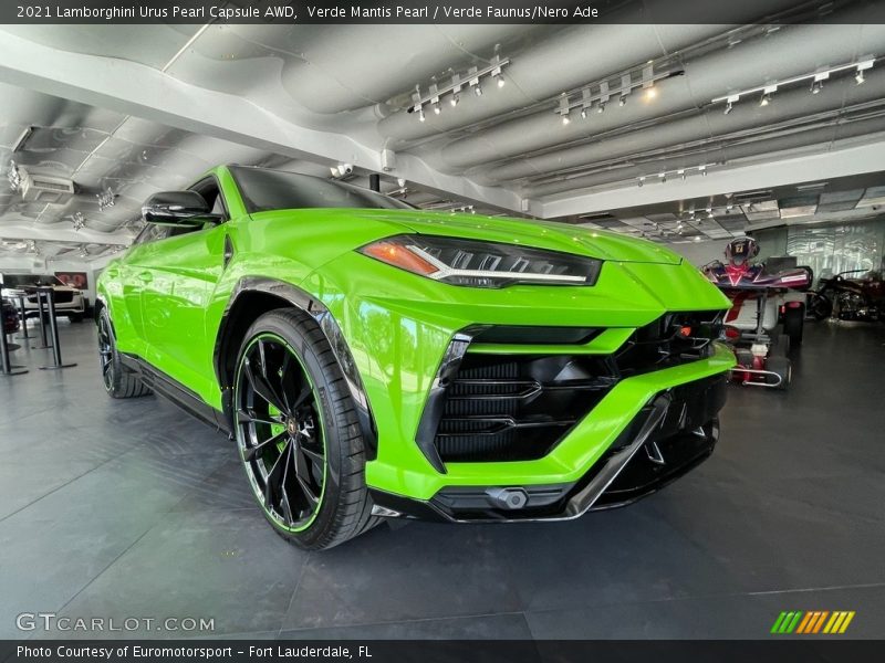  2021 Urus Pearl Capsule AWD Verde Mantis Pearl