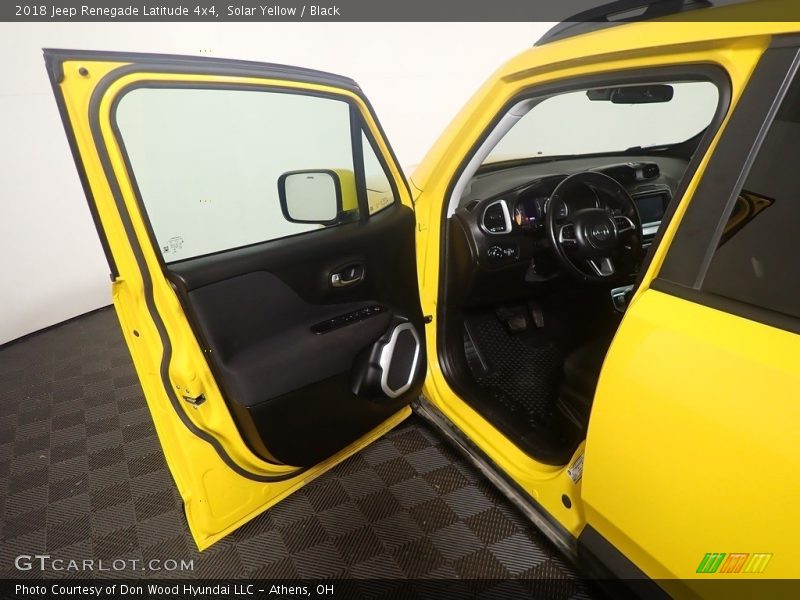 Solar Yellow / Black 2018 Jeep Renegade Latitude 4x4