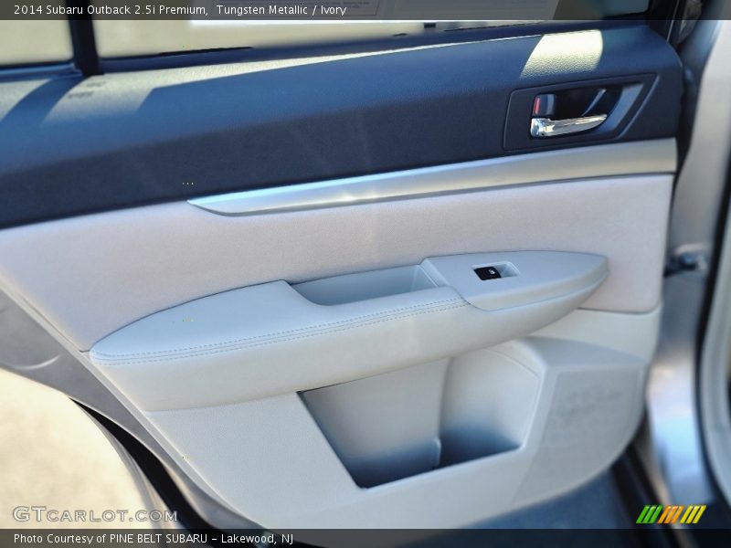 Tungsten Metallic / Ivory 2014 Subaru Outback 2.5i Premium