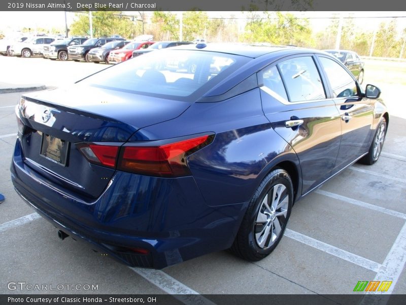 Deep Blue Pearl / Charcoal 2019 Nissan Altima S