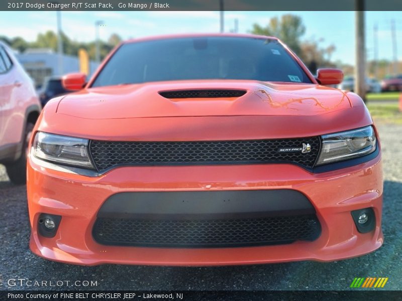 Go Mango / Black 2017 Dodge Charger R/T Scat Pack