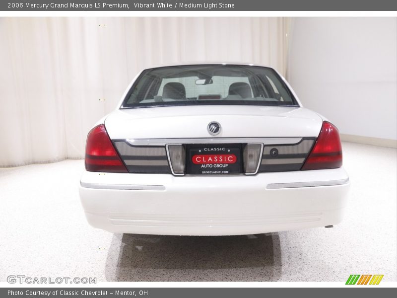 Vibrant White / Medium Light Stone 2006 Mercury Grand Marquis LS Premium
