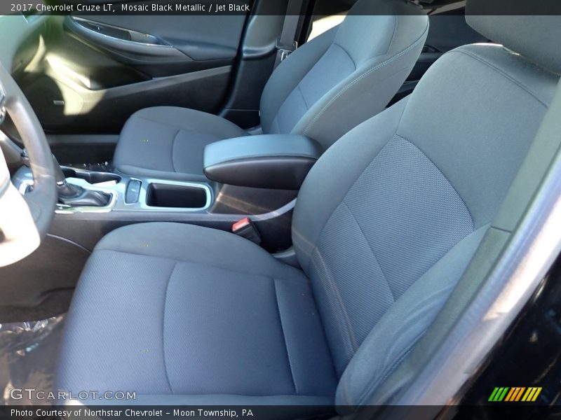 Mosaic Black Metallic / Jet Black 2017 Chevrolet Cruze LT