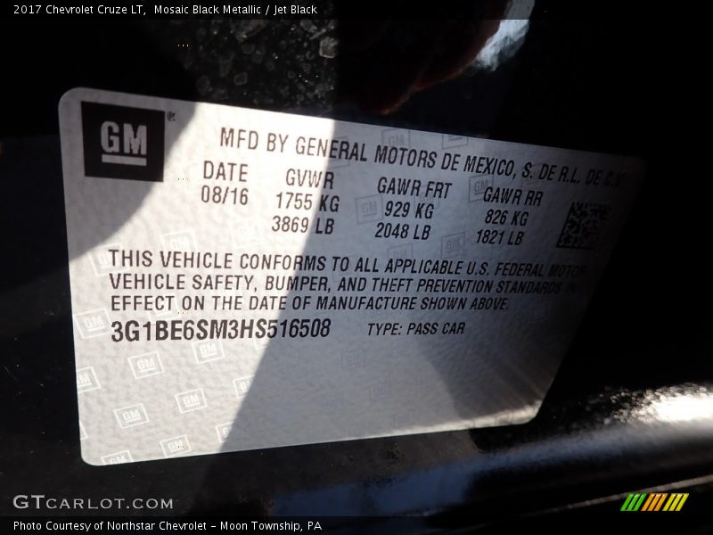 Mosaic Black Metallic / Jet Black 2017 Chevrolet Cruze LT