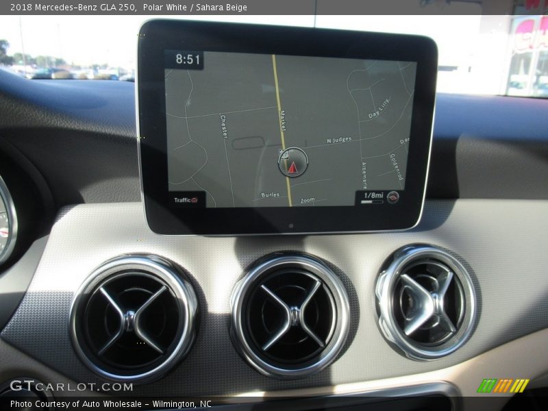 Polar White / Sahara Beige 2018 Mercedes-Benz GLA 250