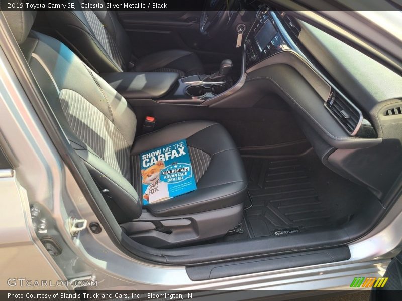 Celestial Silver Metallic / Black 2019 Toyota Camry SE