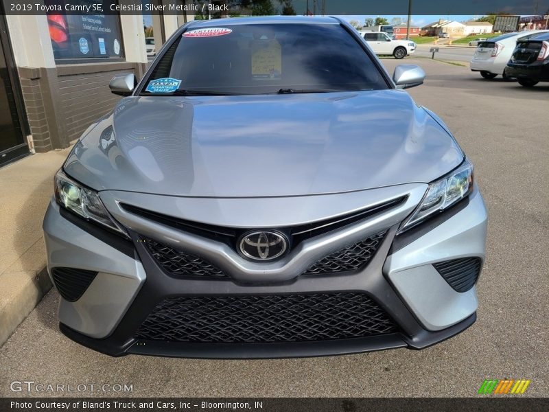 Celestial Silver Metallic / Black 2019 Toyota Camry SE
