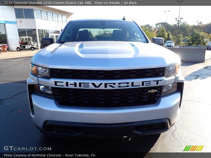 Silver Ice Metallic / Jet Black 2019 Chevrolet Silverado 1500 Custom Double Cab 4WD