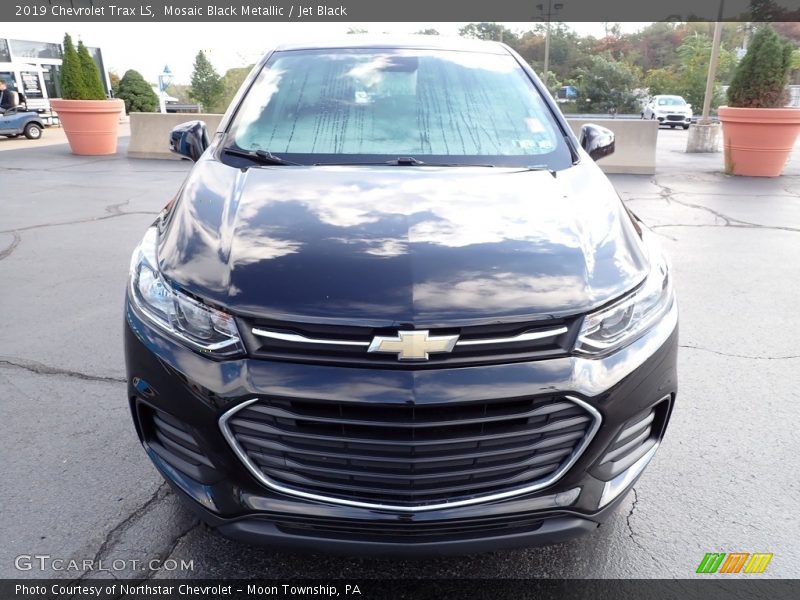 Mosaic Black Metallic / Jet Black 2019 Chevrolet Trax LS