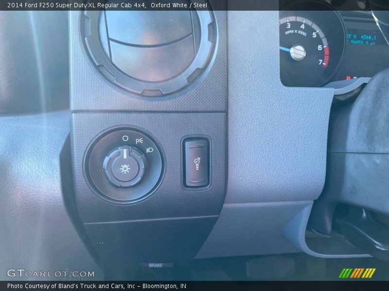 Oxford White / Steel 2014 Ford F250 Super Duty XL Regular Cab 4x4