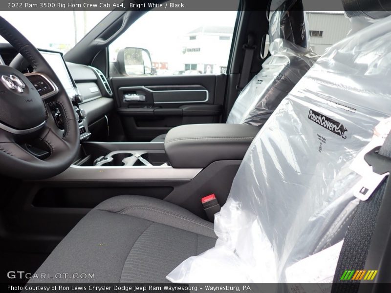 Bright White / Black 2022 Ram 3500 Big Horn Crew Cab 4x4