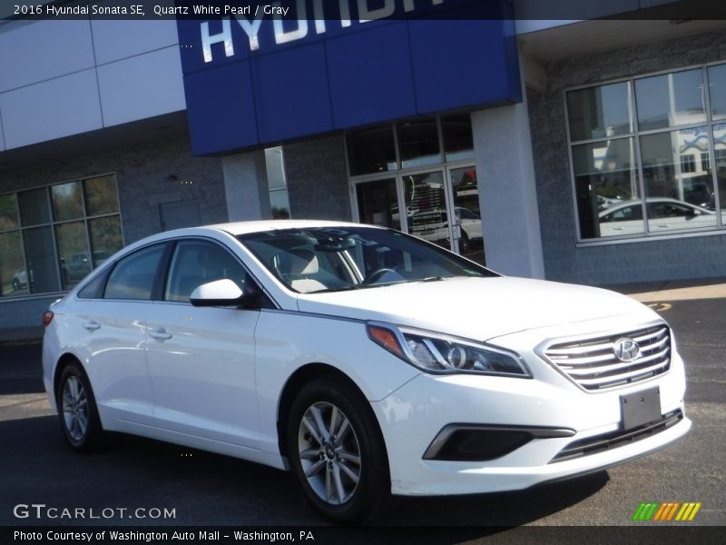 Quartz White Pearl / Gray 2016 Hyundai Sonata SE