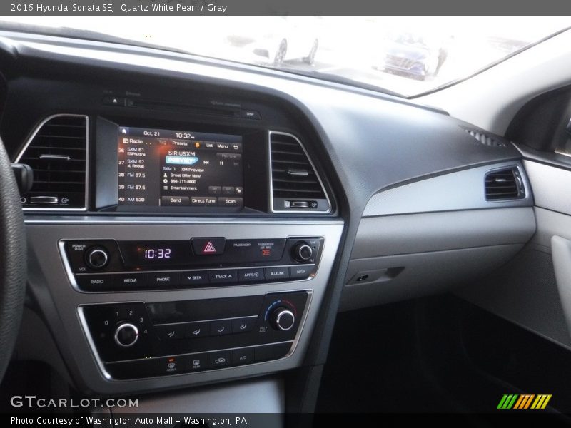 Quartz White Pearl / Gray 2016 Hyundai Sonata SE