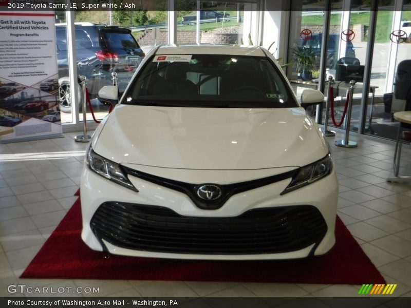 Super White / Ash 2019 Toyota Camry LE