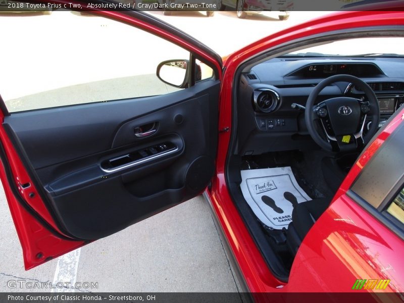 Absolutely Red / Gray/Dark Gray Two-Tone 2018 Toyota Prius c Two