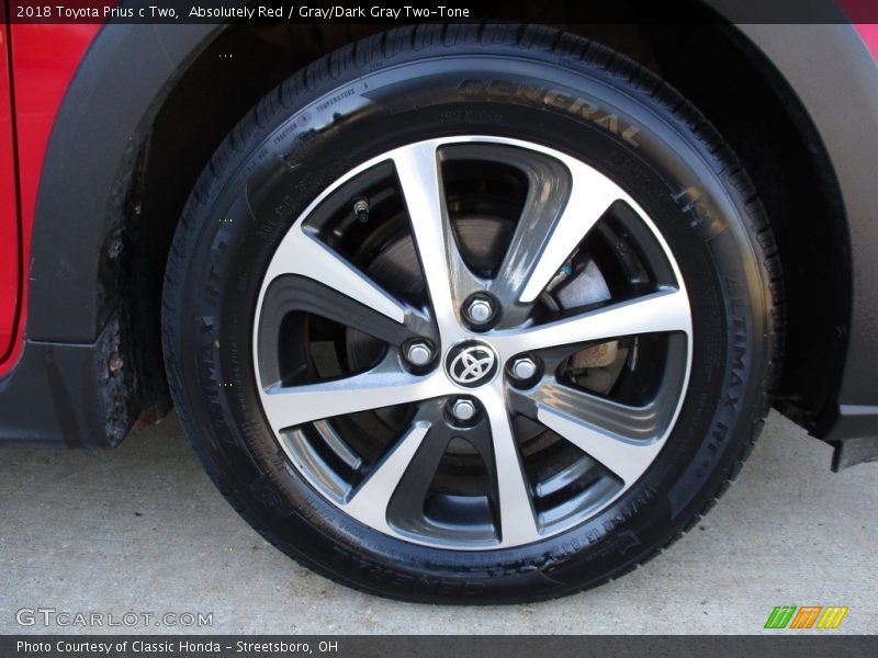 Absolutely Red / Gray/Dark Gray Two-Tone 2018 Toyota Prius c Two