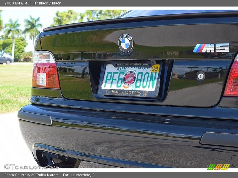 Jet Black / Black 2000 BMW M5