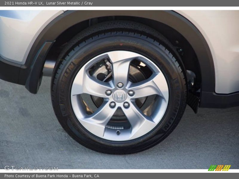 Lunar Silver Metallic / Gray 2021 Honda HR-V LX