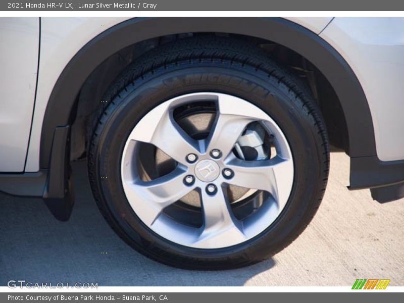 Lunar Silver Metallic / Gray 2021 Honda HR-V LX