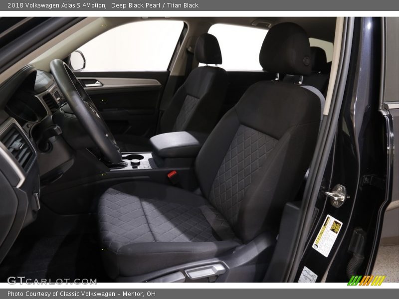 Deep Black Pearl / Titan Black 2018 Volkswagen Atlas S 4Motion