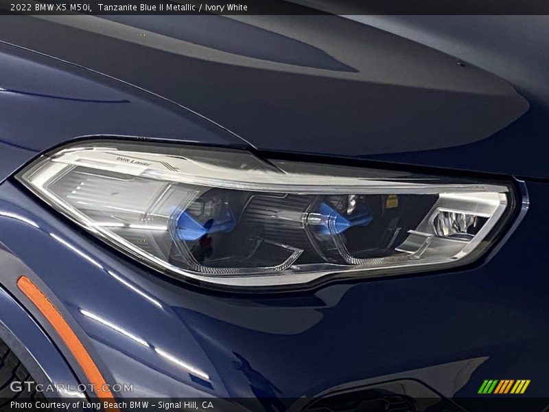 Tanzanite Blue II Metallic / Ivory White 2022 BMW X5 M50i