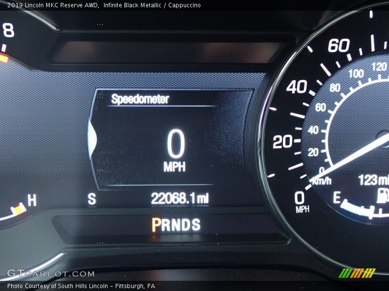 Infinite Black Metallic / Cappuccino 2019 Lincoln MKC Reserve AWD