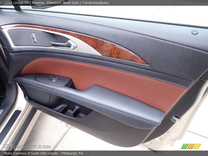 Palladium White Gold / Terracotta/Ebony 2017 Lincoln MKZ Reserve