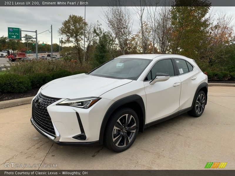 Eminent White Pearl / Birch 2021 Lexus UX 200