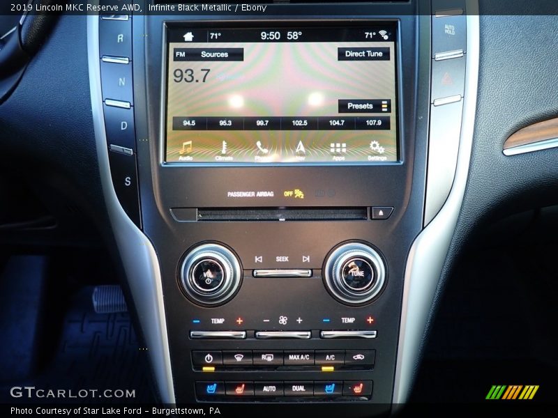 Infinite Black Metallic / Ebony 2019 Lincoln MKC Reserve AWD