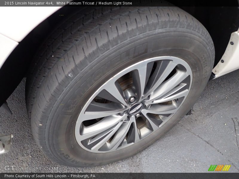 White Platinum Tricoat / Medium Light Stone 2015 Lincoln Navigator 4x4
